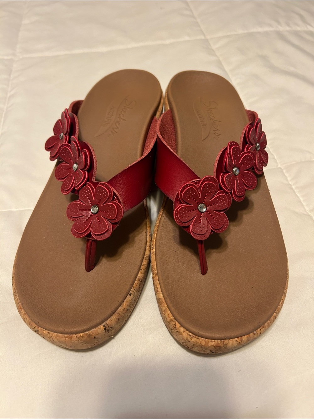 Skechers Shoes Womens 7.5 Red Arch Fit Beverlee Rare Floral Blossom Wedge Sandal